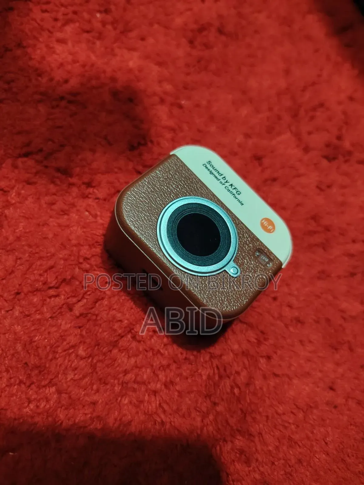 Q86 Retro Camera Shape TWS