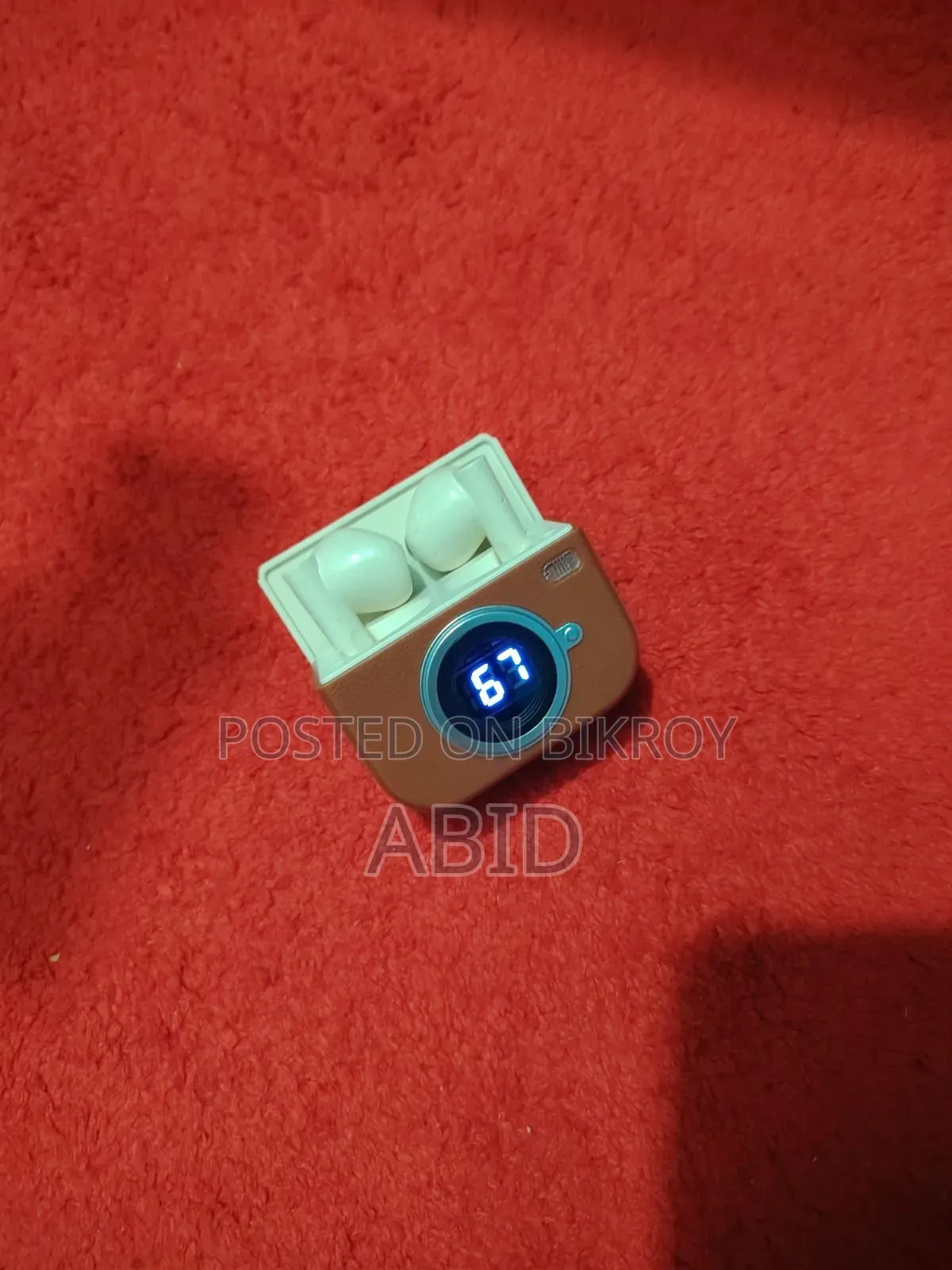 Q86 Retro Camera Shape TWS