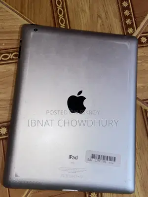 Apple iPad 4 Wi-Fi 32 GB Gray