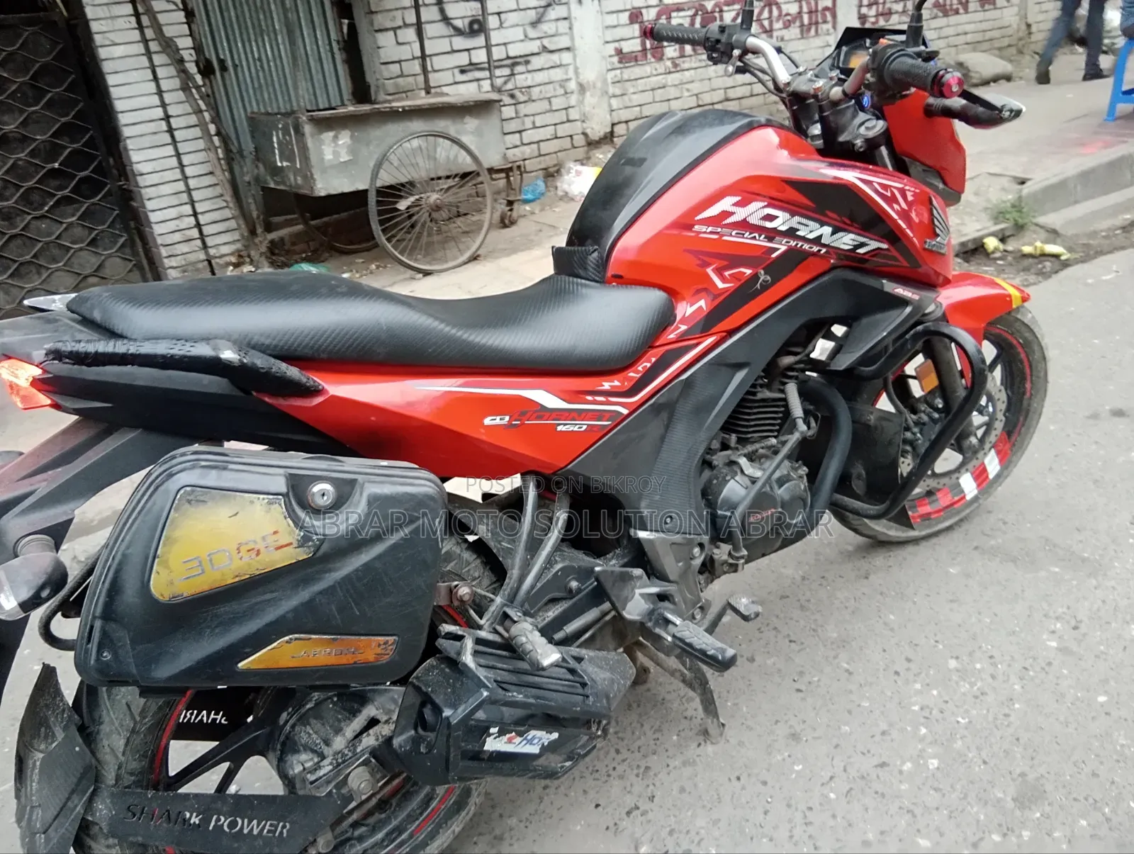 হোন্ডা হরনেট ২০১৯ লাল