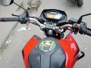 হোন্ডা হরনেট ২০১৯ লাল