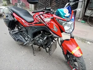 হোন্ডা হরনেট ২০১৯ লাল