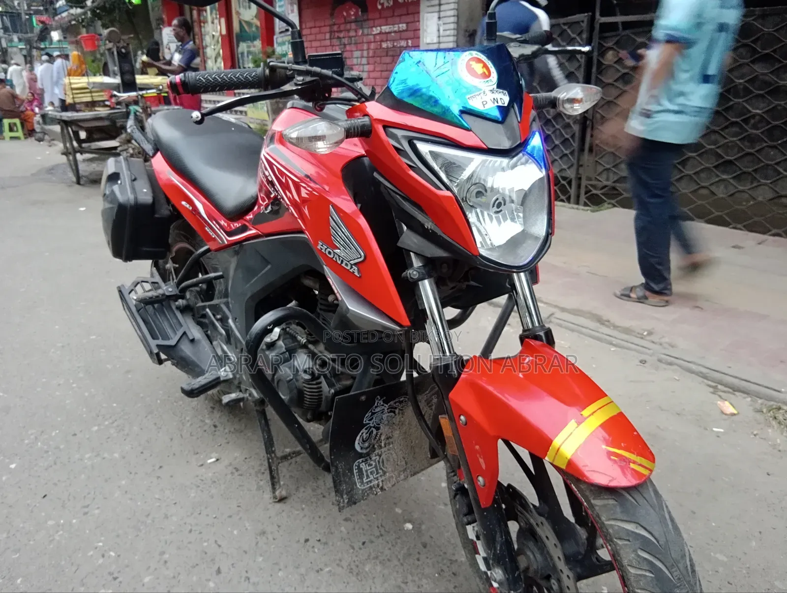 হোন্ডা হরনেট ২০১৯ লাল