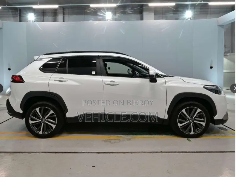 Toyota Corolla Cross 1.8 Hybrid FWD 2022 Pearl