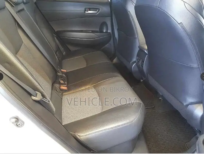 Toyota Corolla Cross 1.8 Hybrid FWD 2022 Pearl