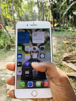Apple iPhone 8 Plus 64 GB White