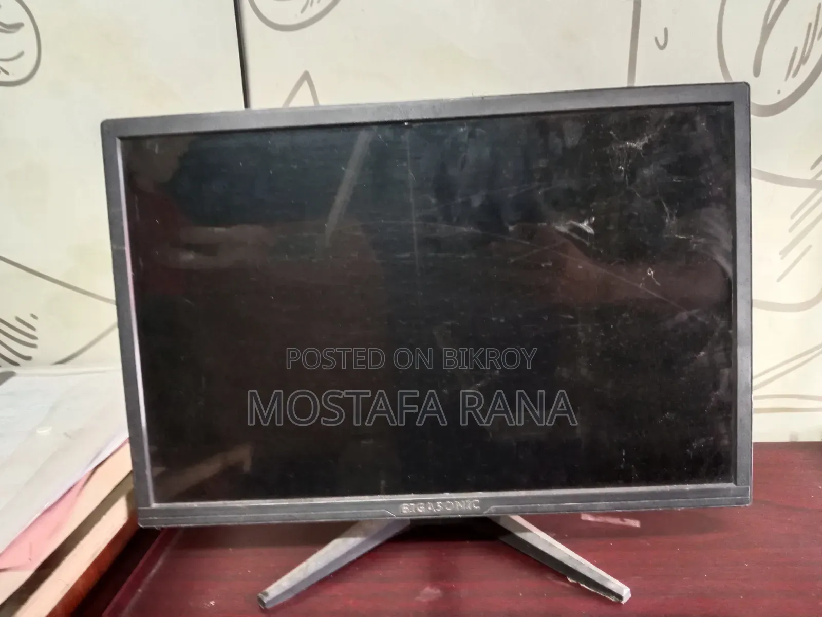 Gigasny Monitor