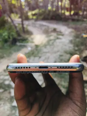 Apple iPhone X 256 GB White