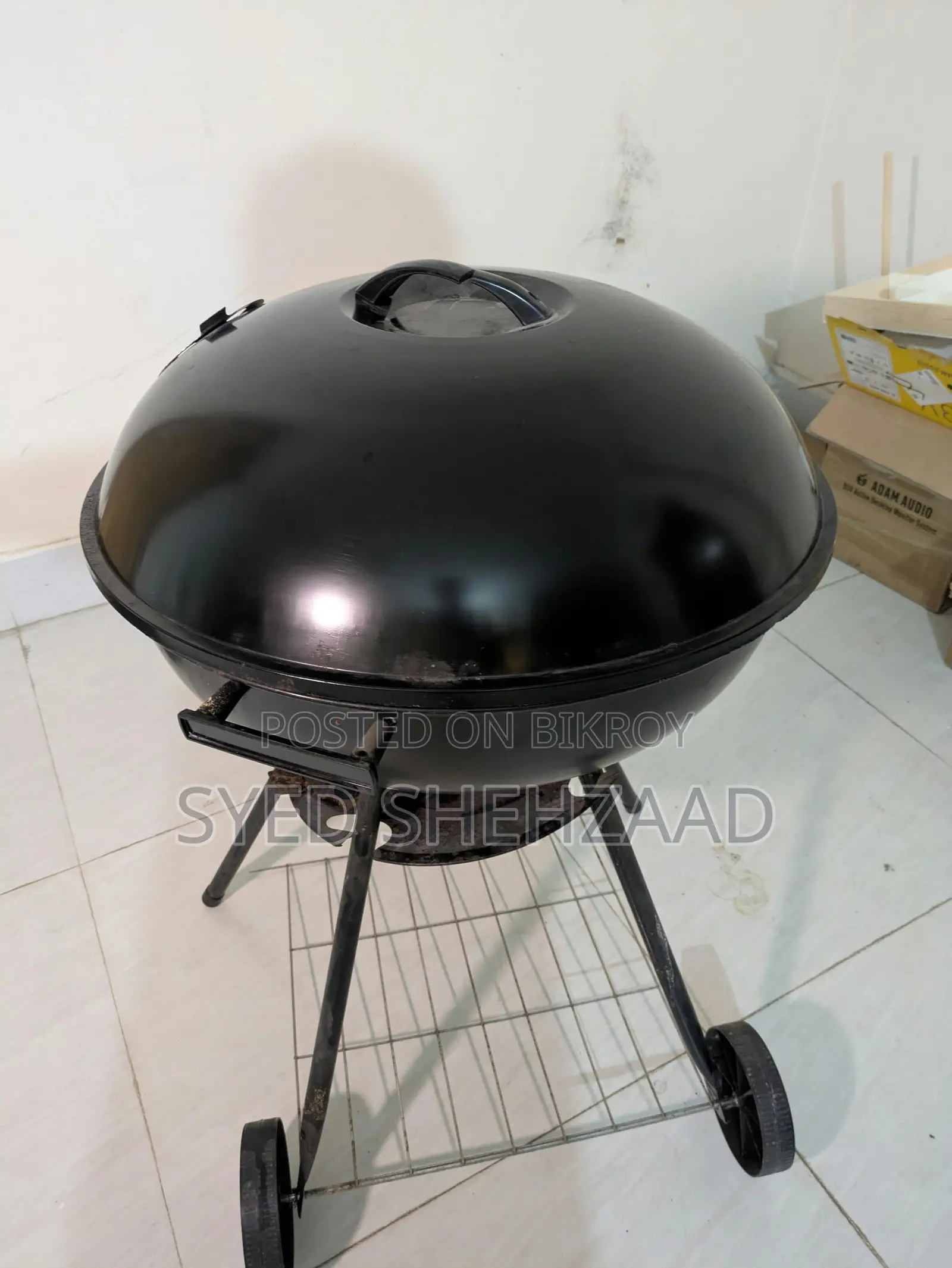 22" Premium Kettle Charcoal Grill/BBQ