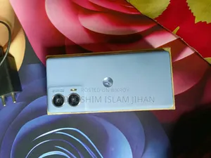 মটোরোলা জি৯৬ ৫জি ১২৮ জিবি ব্লু