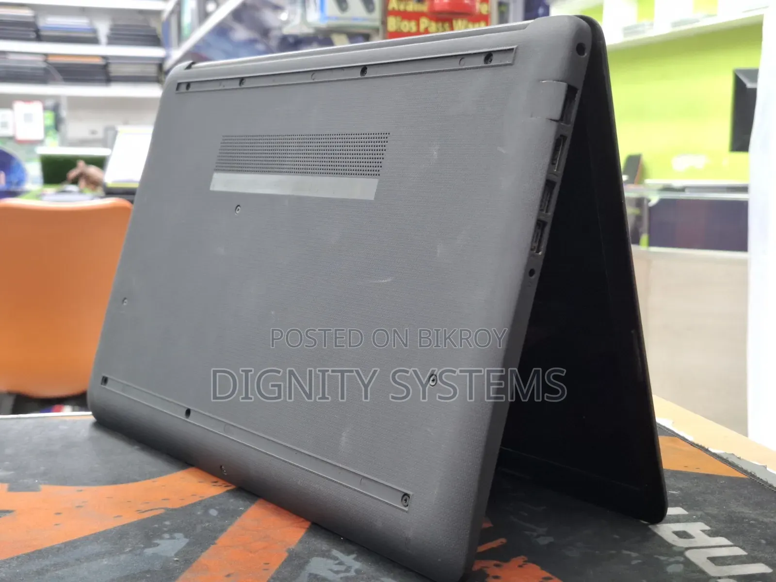 Laptop HP 250 G7 4GB Intel Core i3 SSD 128GB