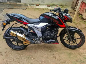 TVS Apache RTR 160 4V 2021 Black
