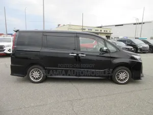 Toyota Noah 2021 Black