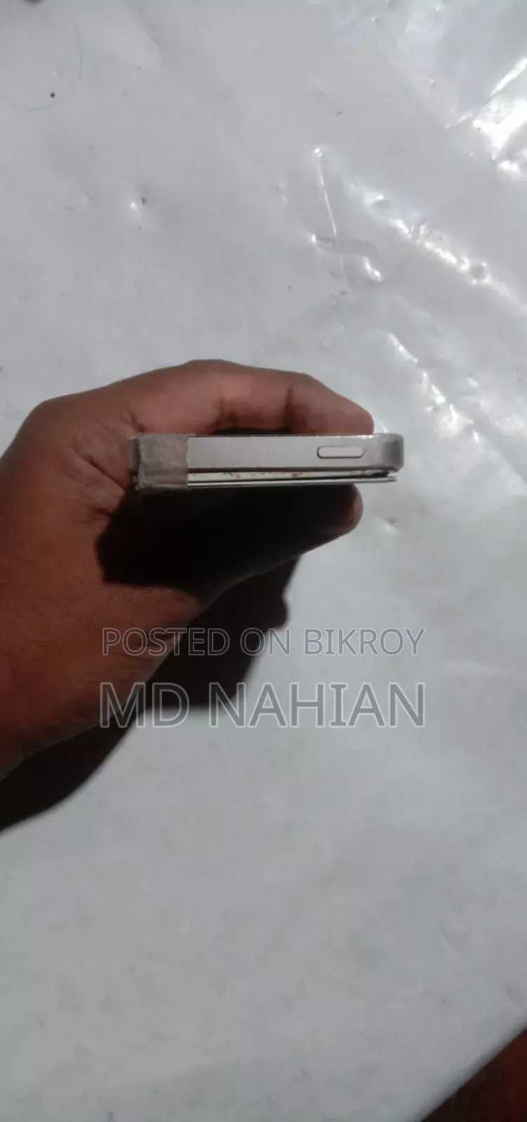 অ্যাপল আইফোন ৫এস ৩২ জিবি সাদা