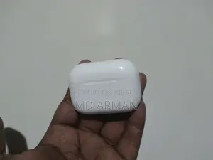 Apple AirPods Pro 1st Gen