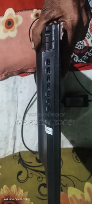 ইমারজেন্সি টাকা দরকার শুধু টিভি পাবেন সাথে কিছু নেই