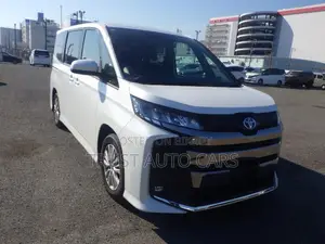 Toyota Noah 2023 Pearl