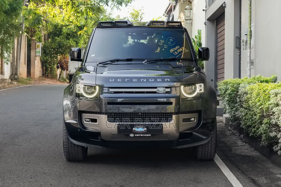 New Land Rover Defender 110 P300 S 2025 Matt Black