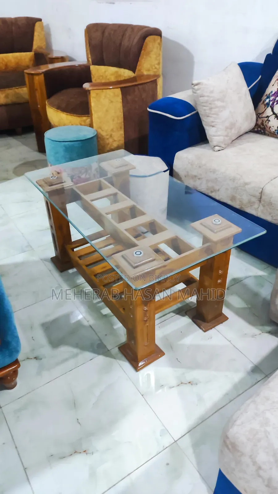 সেন্টার টেবিল