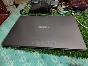 Laptop Asus Vivobook 15 20GB AMD Ryzen 3 HDD 512GB