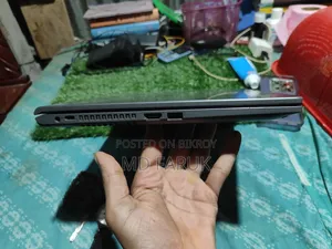 Laptop Asus Vivobook 15 20GB AMD Ryzen 3 HDD 512GB