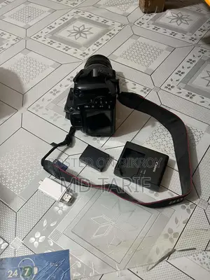 Canon Camera 1200d