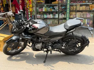 Hero Xtreme 125R 2026 Black