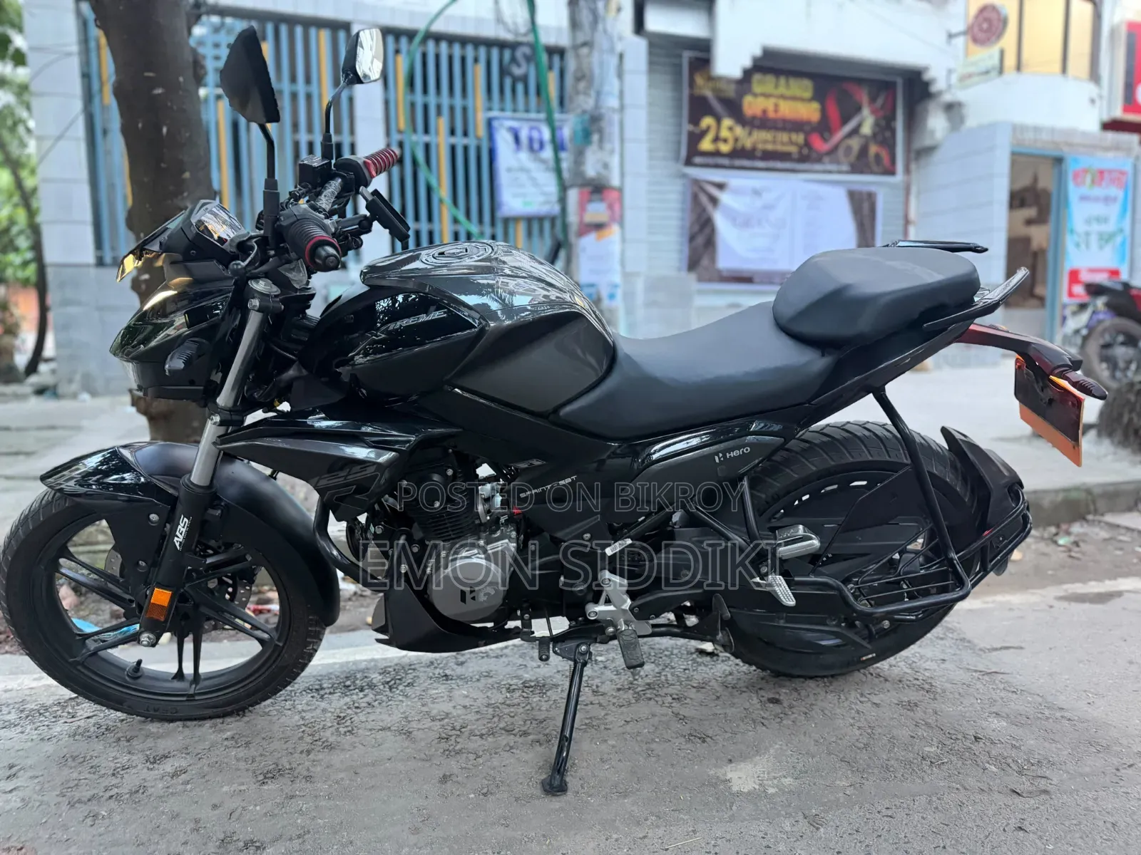 Hero Xtreme 125R 2026 Black