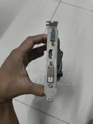 এএমডি স্যাফায়ার রেডিয়ন আর৭ ২০০ সিরিজ ৪ জিবি গ্রাফিক্স কার্ড