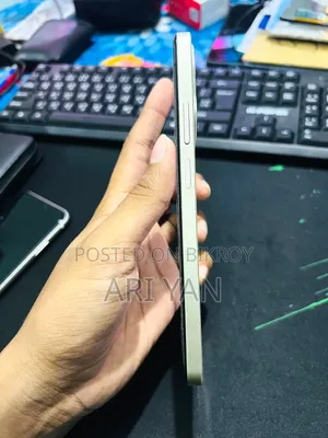 Realme C61 128 GB Gold