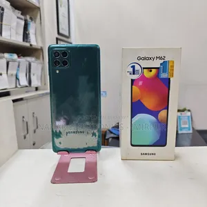 Samsung Galaxy M62 128 GB Green