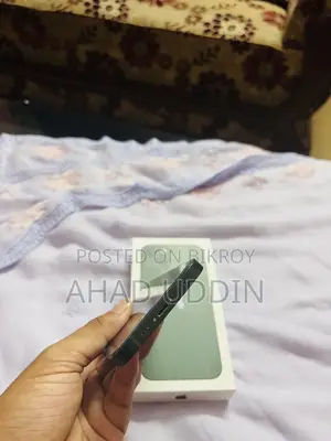Apple iPhone 13 128 GB Green