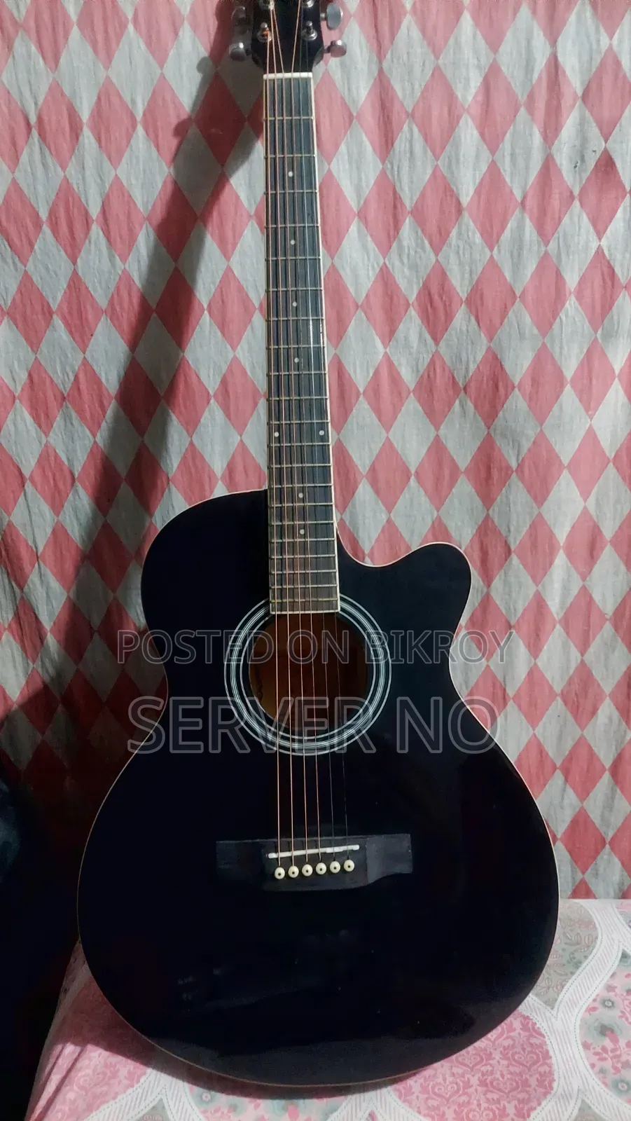 গিটার বিক্রি