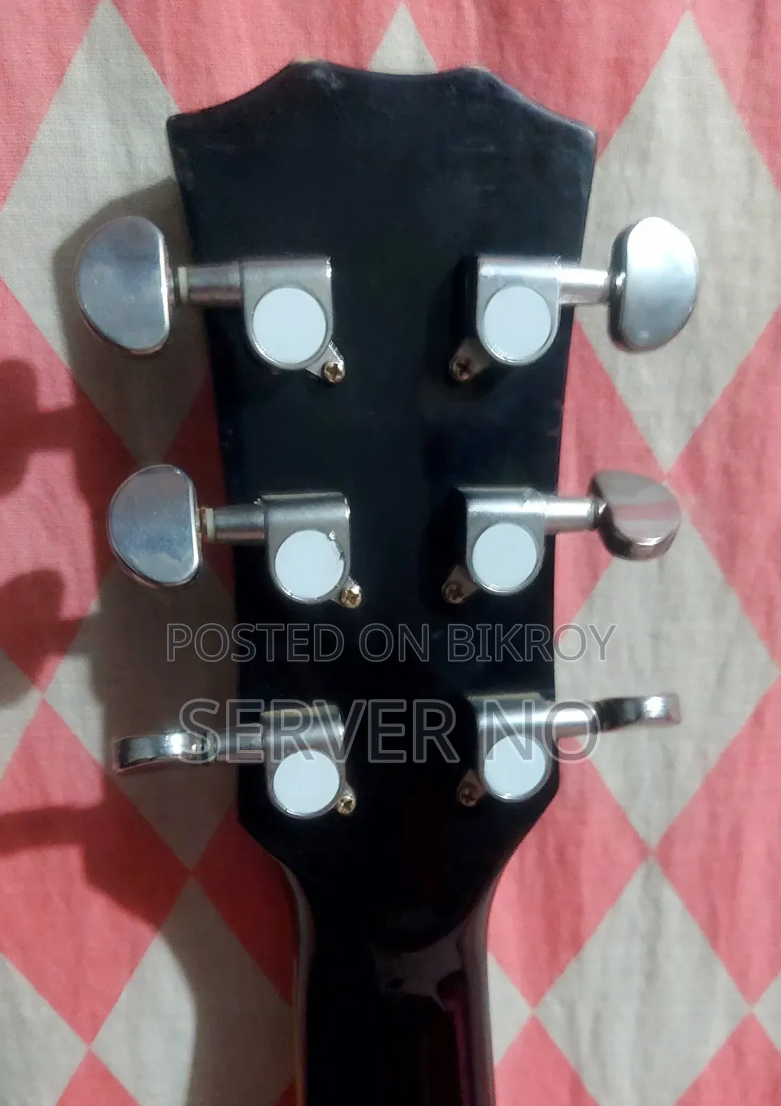 গিটার বিক্রি