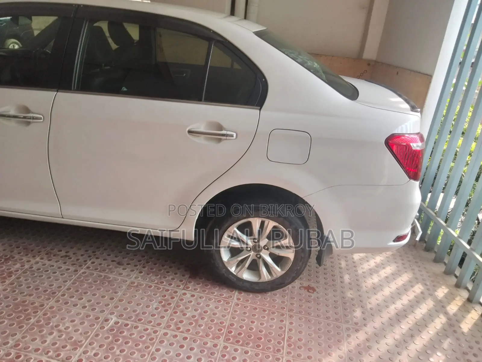 Toyota Axio 2014 Pearl