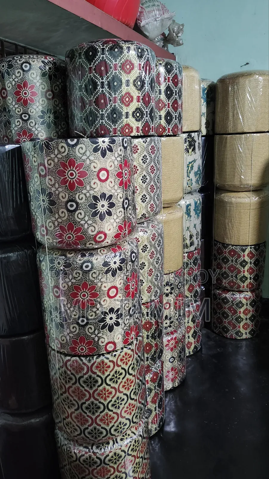 Beautiful design attractive stool on sale!