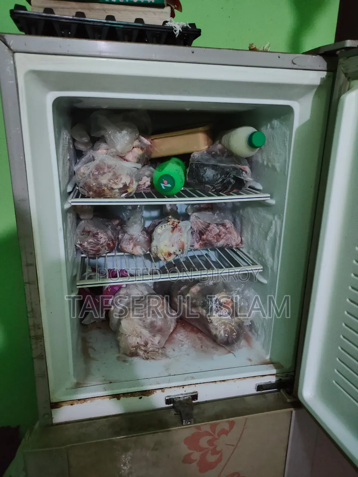 Refrigerator