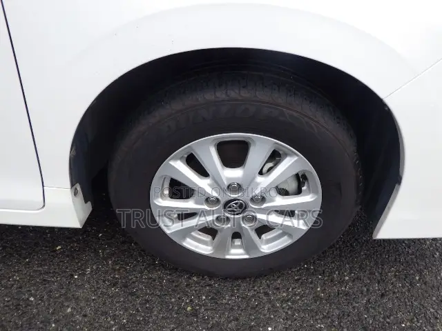 Toyota Noah 2021 Pearl