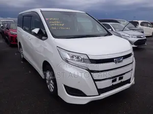 Toyota Noah 2021 Pearl