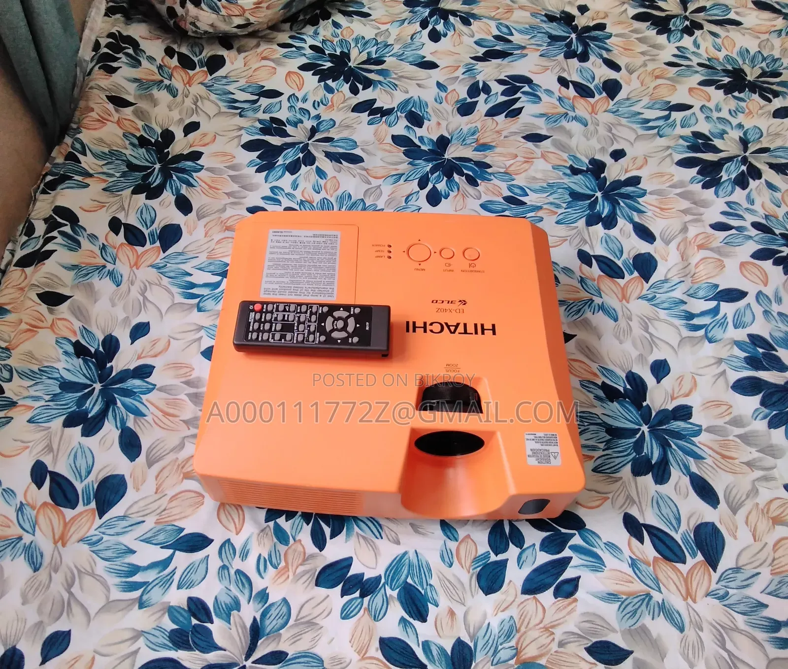 Hitachi Ed-X40z New Projector Made in Japan