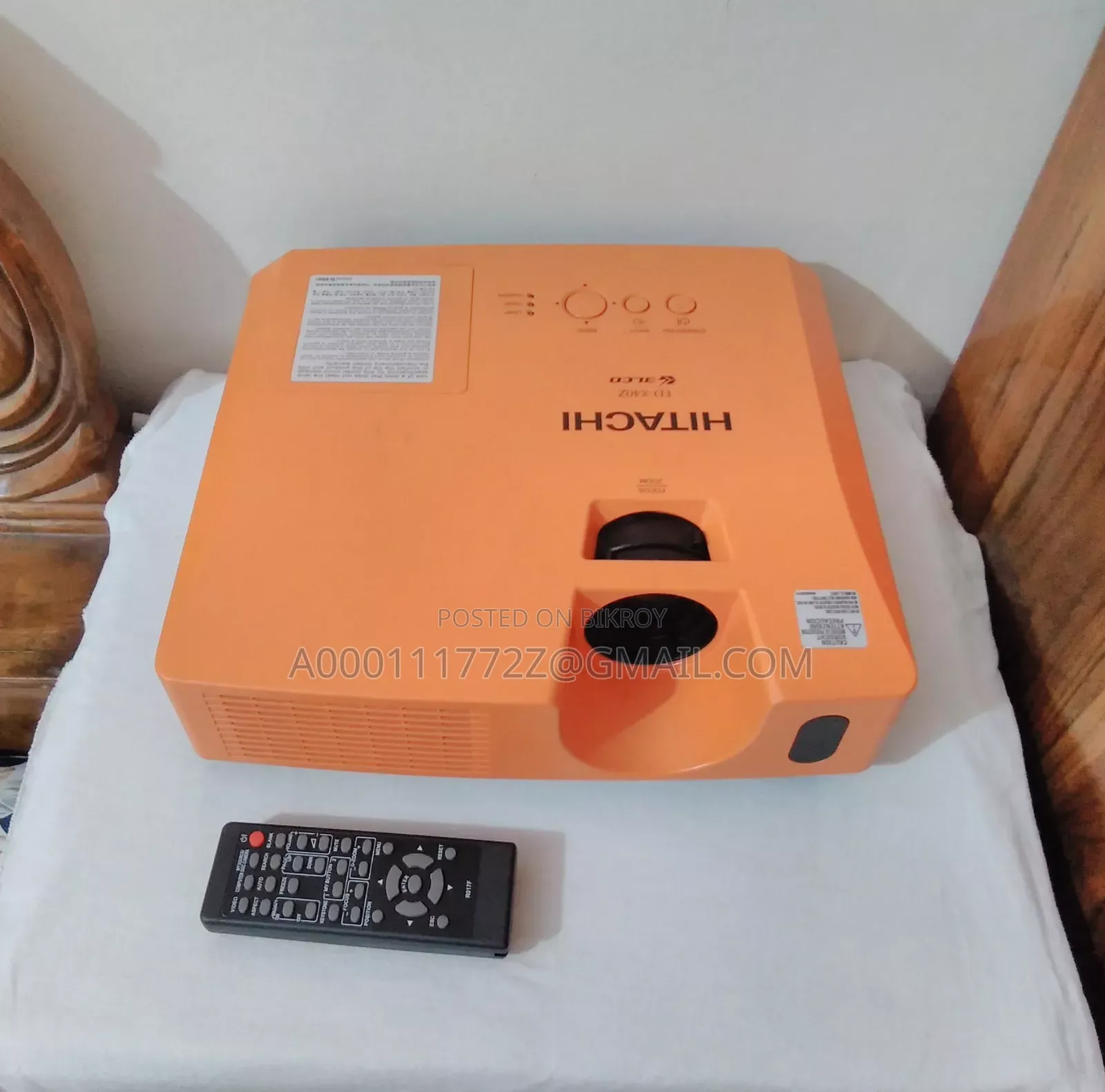 Hitachi Ed-X40z New Projector Made in Japan