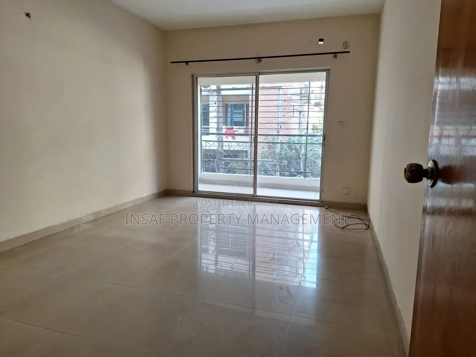 4 Bedroom Apartment in Gulshan for rent