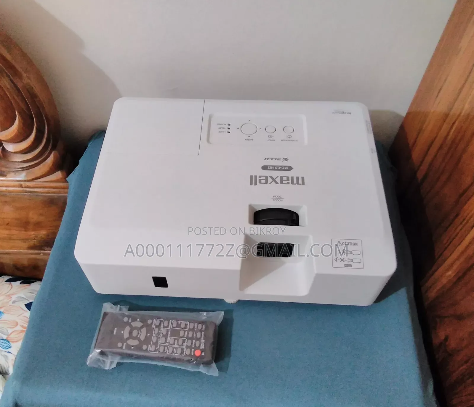 Maxell MC-EX403 NEW 4200 Lumens Multimedia Projector