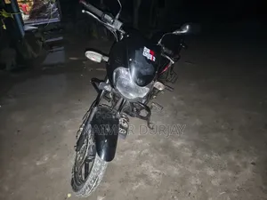 Bajaj Discover 135 2012 Black