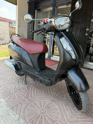 Suzuki Access 125 2025 Black