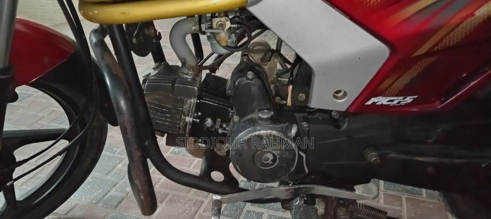 Mahindra Centuro 2015 Red