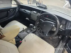 Toyota Crown 1991 Black