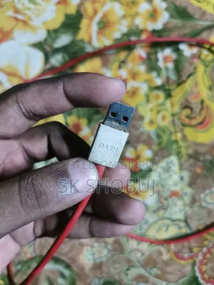 A OnePlus 60W cable