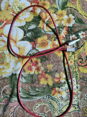 A OnePlus 60W cable