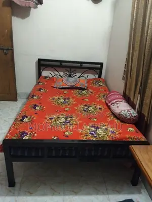 লোহার খাট ৪" ৭"